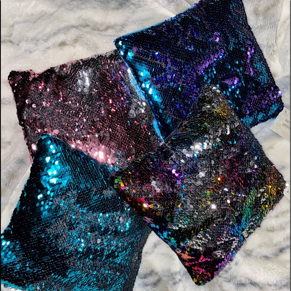 KIDS 4 SET SEQUIN PILLOW DECORATION NEW WITH TAG